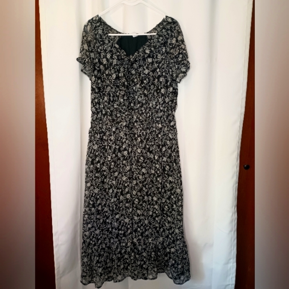 Old Navy Dark Cottage Floral Midi Maxi Dress 2X Ruffle Black Romantic Victorian